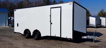 New 8 X 20 CAR HAULER ENCLOSED REMOVABALE FENDER ESCAPE DOOR 5200# AXLES ALL ALUMINUM 2026 LIGHTNING
