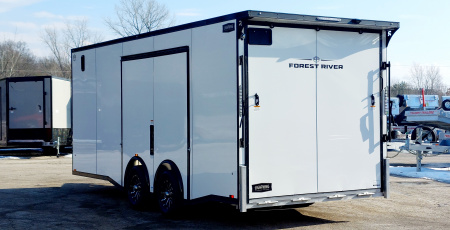 New 8 X 20 CAR HAULER ENCLOSED REMOVABALE FENDER ESCAPE DOOR 5200# AXLES ALL ALUMINUM 2026 LIGHTNING