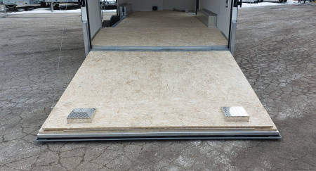 New 8 X 20 CAR HAULER ENCLOSED REMOVABALE FENDER ESCAPE DOOR 5200# AXLES ALL ALUMINUM 2026 LIGHTNING