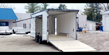 New 8 X 20 CAR HAULER ENCLOSED REMOVABALE FENDER ESCAPE DOOR 5200# AXLES ALL ALUMINUM 2026 LIGHTNING