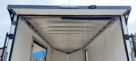 New 8 X 20 CAR HAULER ENCLOSED REMOVABALE FENDER ESCAPE DOOR 5200# AXLES ALL ALUMINUM 2026 LIGHTNING