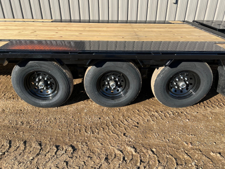 New 2026 PJ Trailers 32 Triple Axle Low Profile LS Gooseneck Trailer