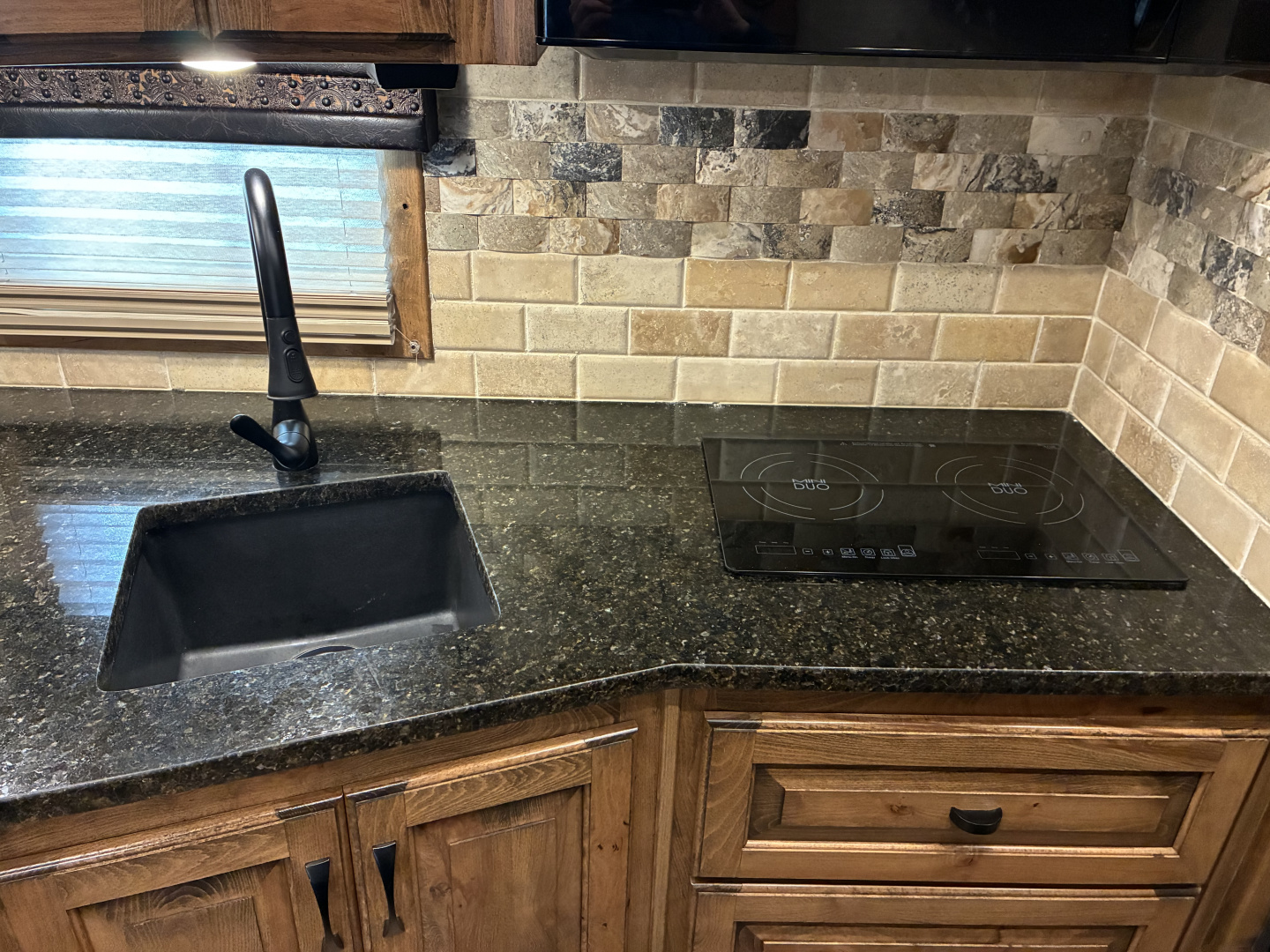 Used 2020 Cimarron Trailers 4H 16'LQ Horse Trailer