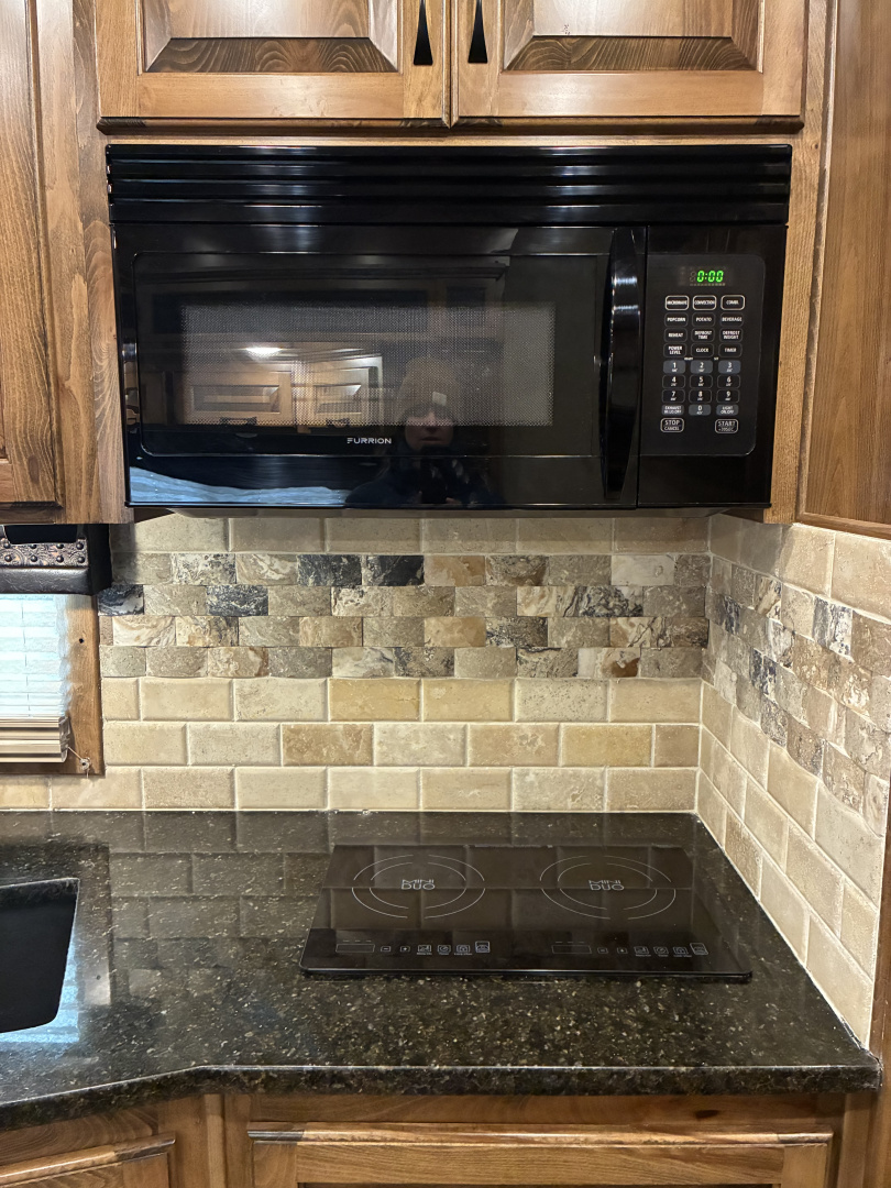 Used 2020 Cimarron Trailers 4H 16'LQ Horse Trailer