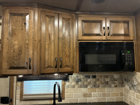 Used 2020 Cimarron Trailers 4H 16'LQ Horse Trailer