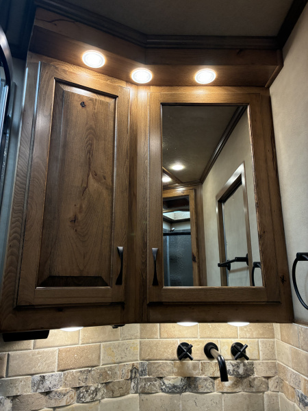 Used 2020 Cimarron Trailers 4H 16'LQ Horse Trailer