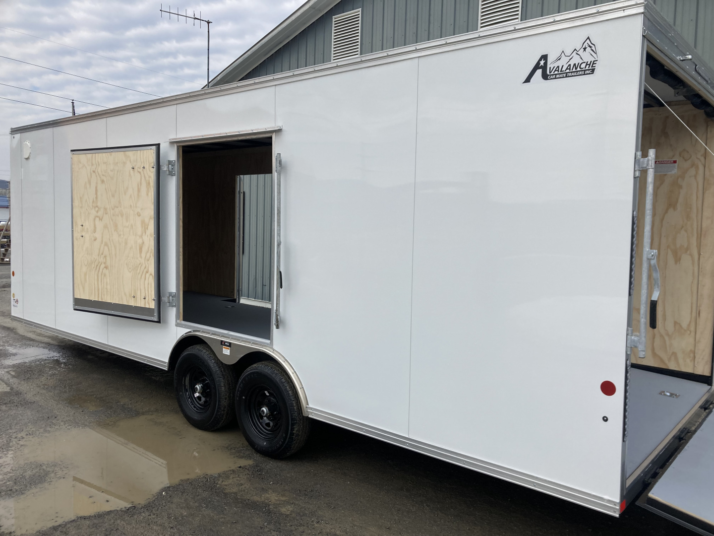 New 2026 Car Mate Trailers Avalanche Enclosed Trailer / 9990 GVWR / 8.5' X 24' / 84.5 Interior