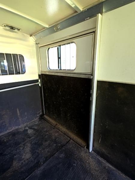 Used 2012 Cimarron Trailers Cox Signature series 2plus1 extended Horse Trailer