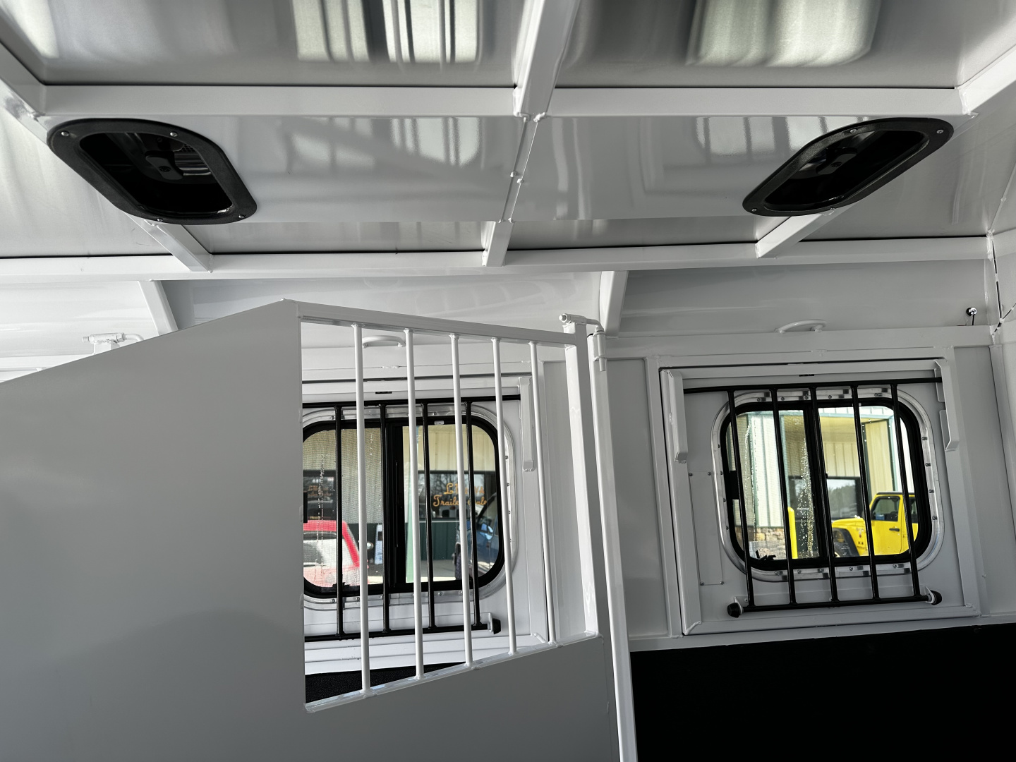 New 2026 Trails West Adventure MX2 3 Horse Slant Load