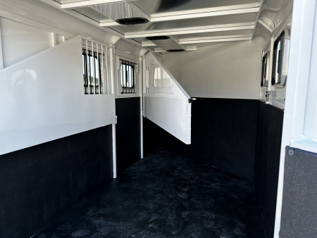 New 2026 Trails West Adventure MX2 3 Horse Slant Load