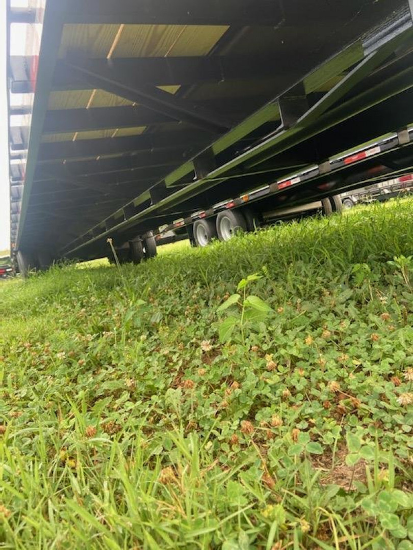 New 2026 Legend Trailers 32' GOOSENECK TA DUALS Deckover Trailer