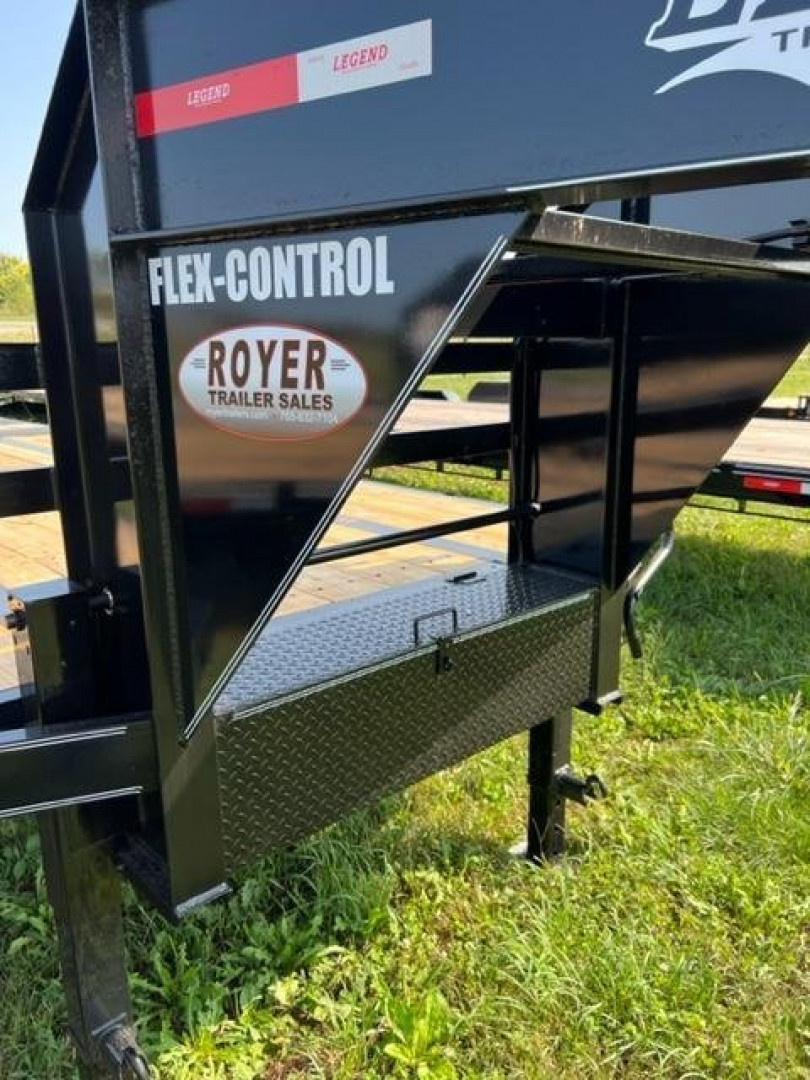 New 2026 Legend Trailers 32' GOOSENECK TA DUALS Deckover Trailer