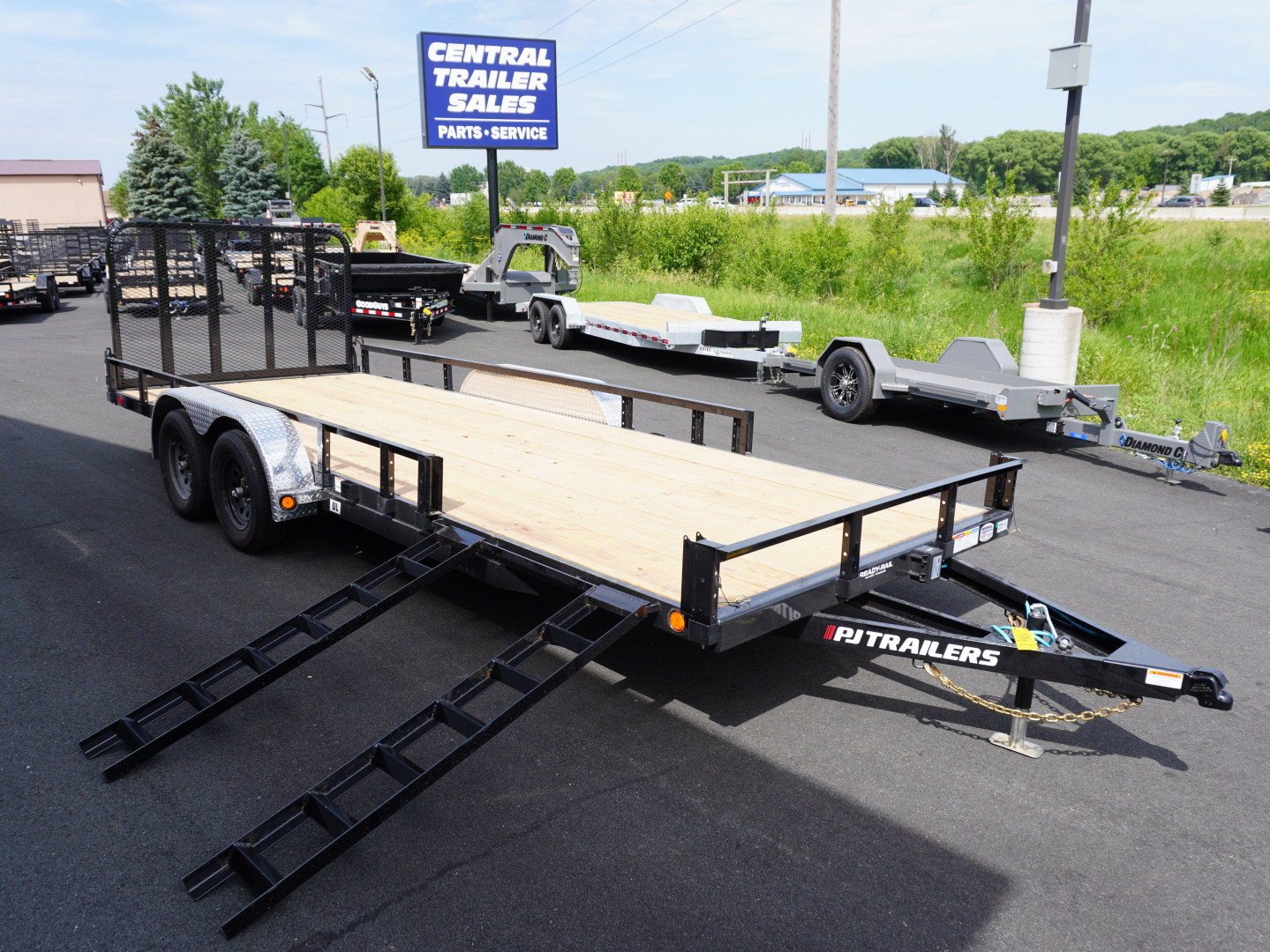 New 2026 PJ Trailers 83'x20ft Utility