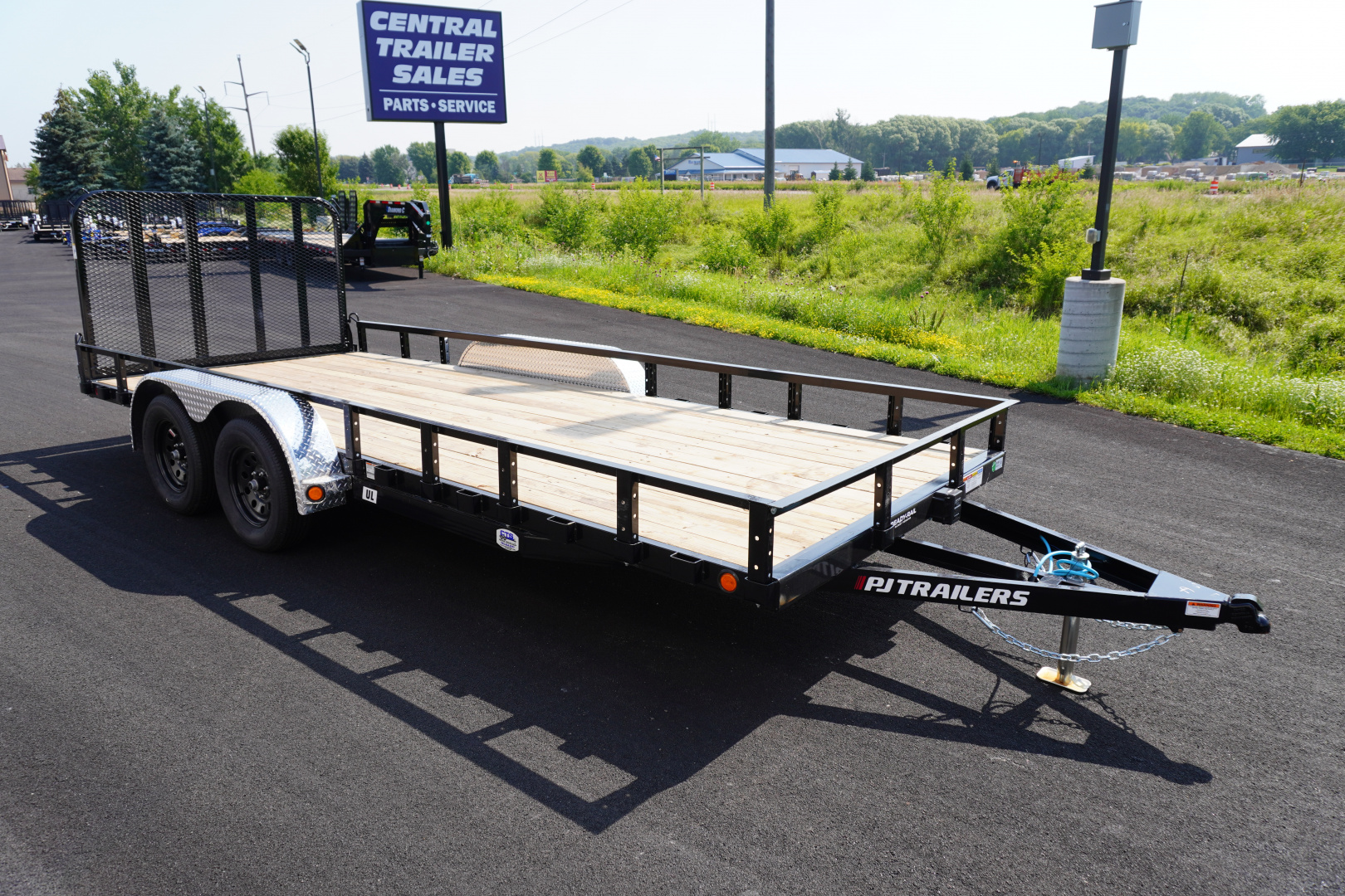 New 2026 PJ Trailers 83'x18ft Utility