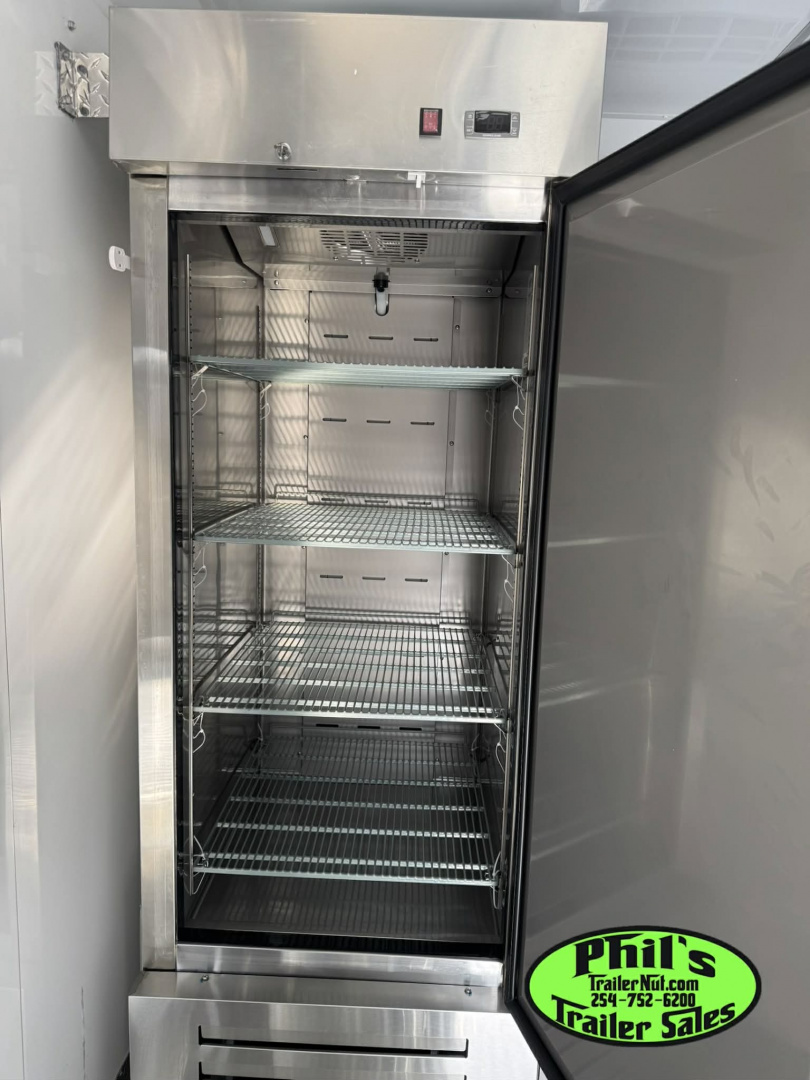 New 2026 8.5X16 Concession VENT-A-HOOD, 36'' GRIDDLE, DOUBLE FRYERS, REFRIGERATOR & MORE!