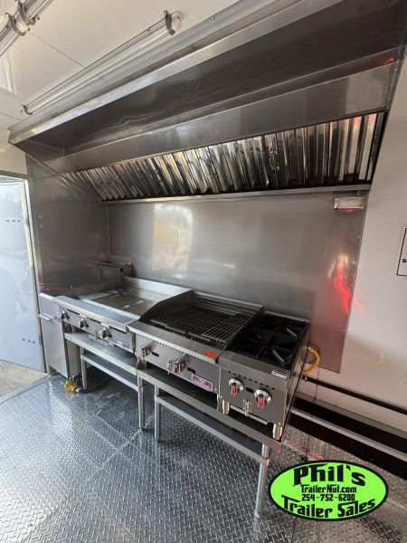New 2026 8.5X16 Concession VENT-A-HOOD, 36'' GRIDDLE, DOUBLE FRYERS, REFRIGERATOR & MORE!