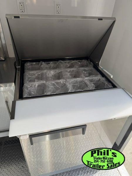 New 2026 8.5X16 Concession VENT-A-HOOD, 36'' GRIDDLE, DOUBLE FRYERS, REFRIGERATOR & MORE!