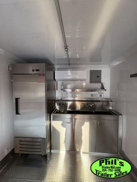 New 2026 8.5X16 Concession VENT-A-HOOD, 36'' GRIDDLE, DOUBLE FRYERS, REFRIGERATOR & MORE!