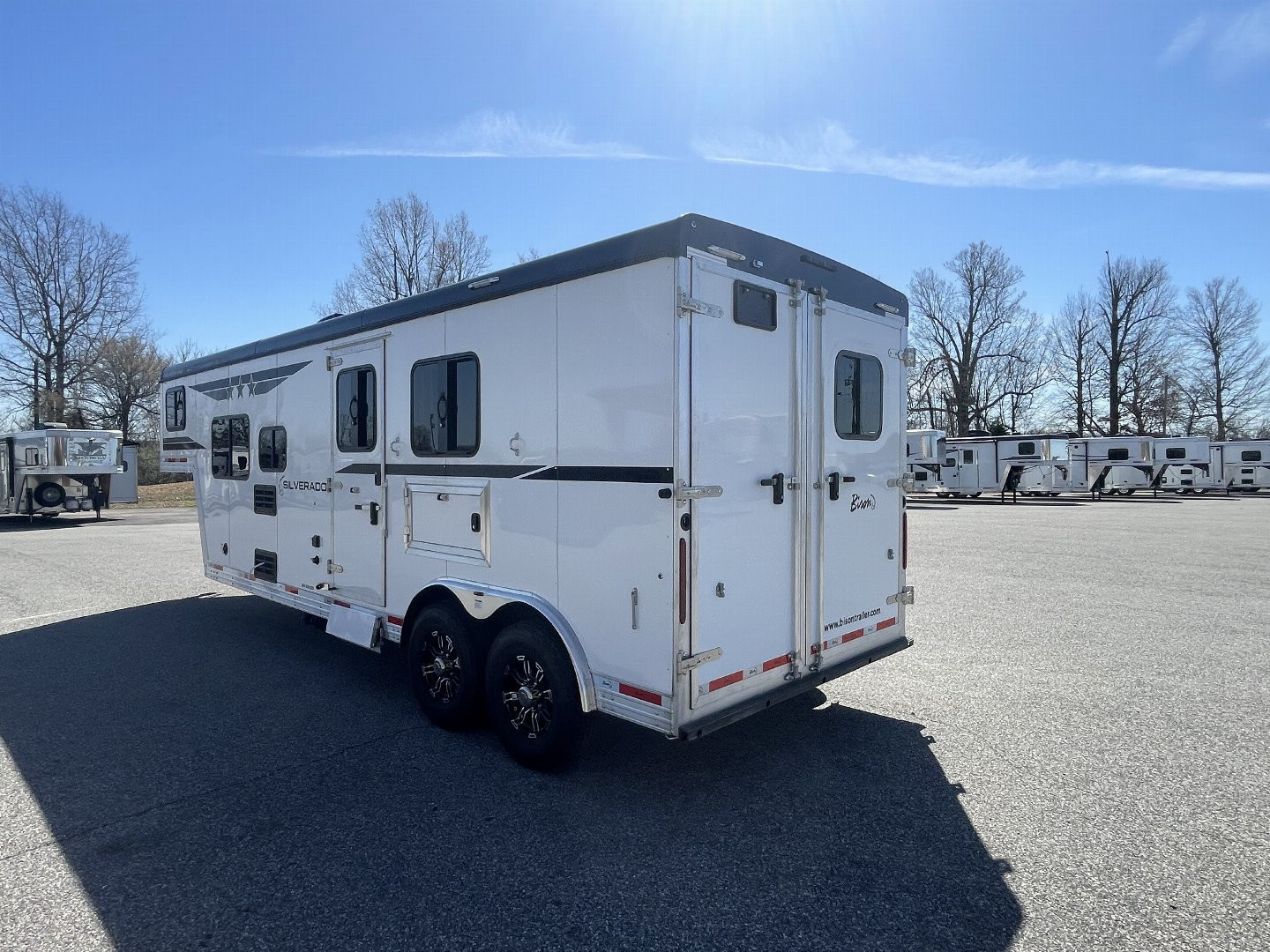 New 2026 Bison Trailers SV8209B-ALL ALUMINUM Horse Trailer