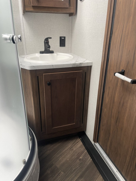 New 2026 Bison Trailers SV8209B-ALL ALUMINUM Horse Trailer