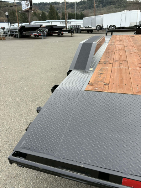 New CAR HAULER 2026 VERSATILE HD720 7X20 ROCK CRAWLER DRIVE OVER FENDERS 10,000 GVWR TRAILER BLACK