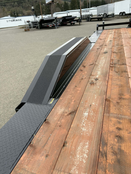 New CAR HAULER 2026 VERSATILE HD720 7X20 ROCK CRAWLER DRIVE OVER FENDERS 10,000 GVWR TRAILER BLACK