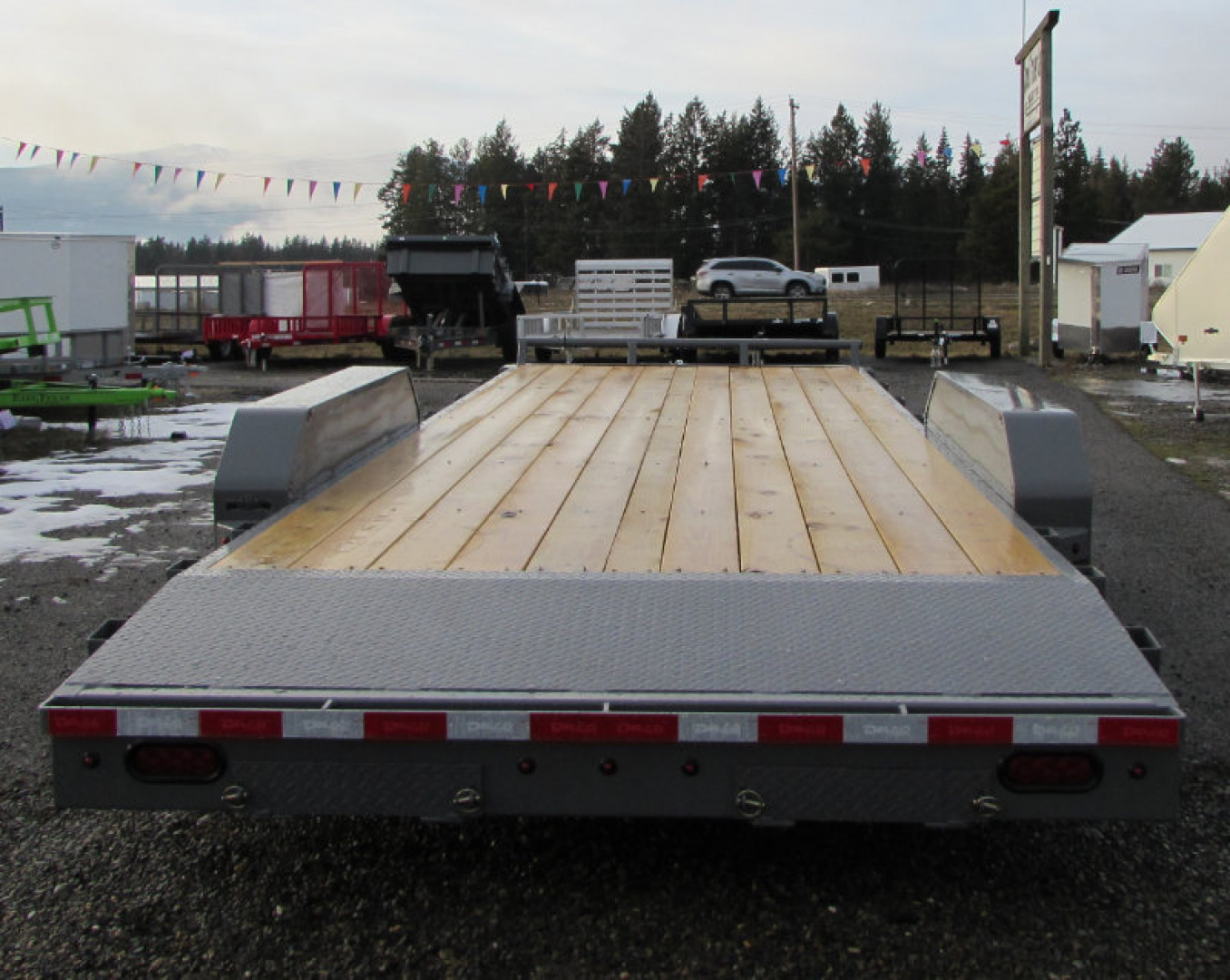 New 2026 Delco Trailers C320U32CS2E Car Hauler 83x20