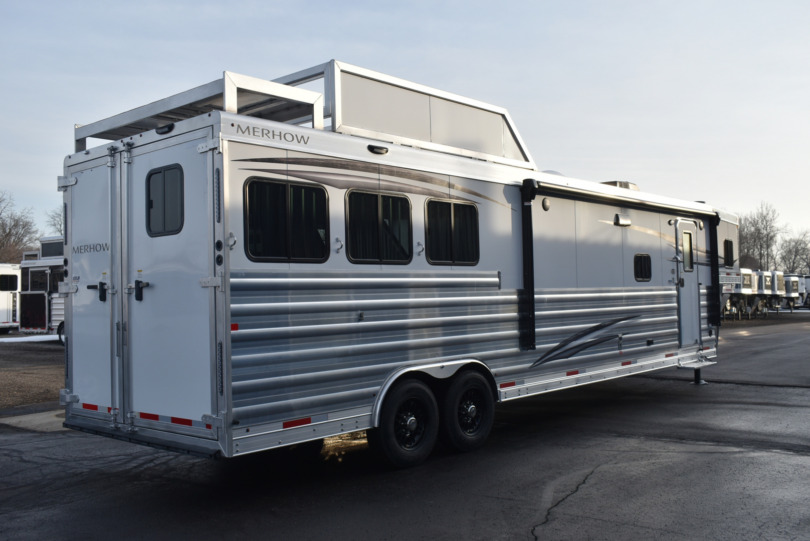 New 2026 Merhow Trailers Summit 8316 Horse Trailer