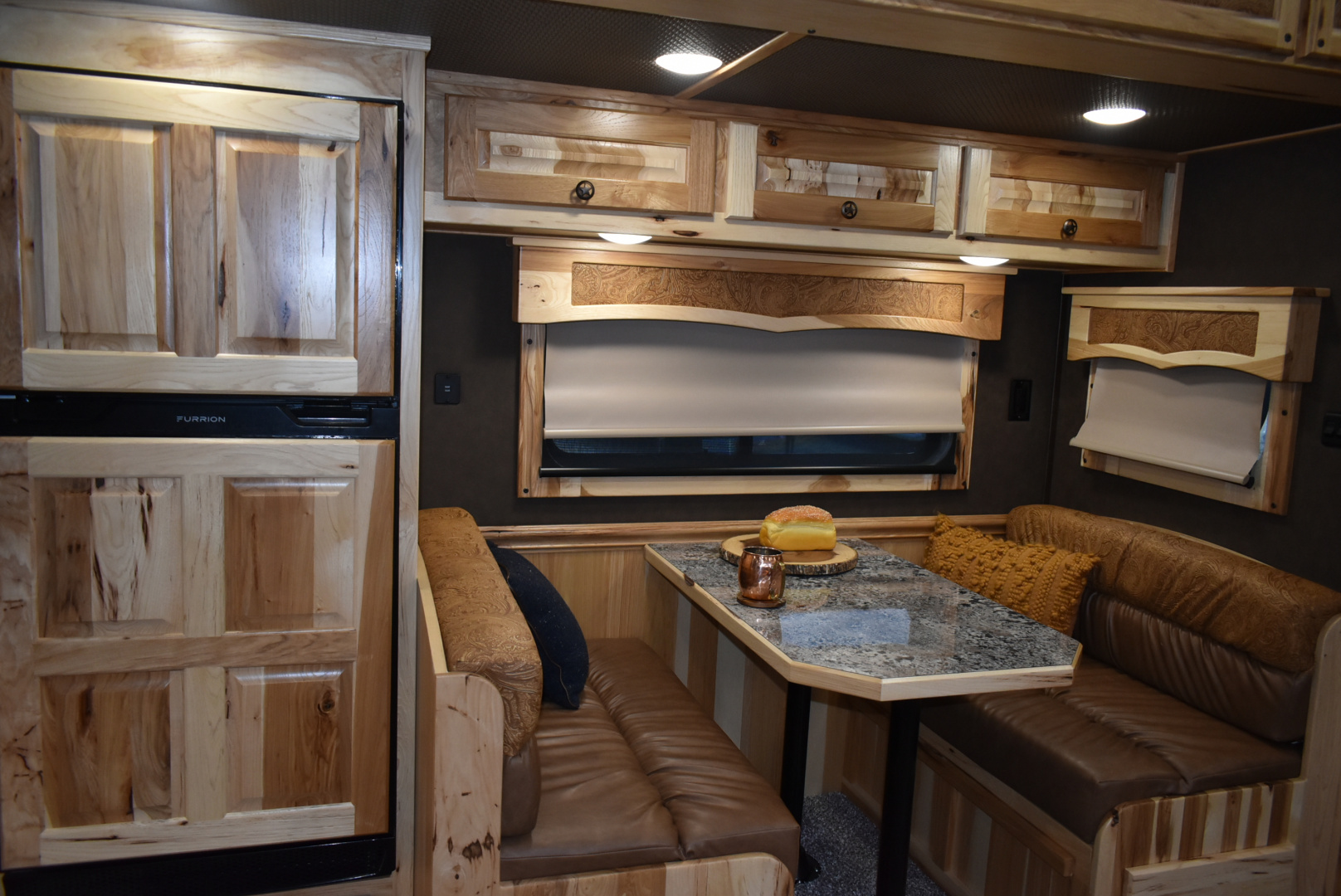 New 2026 Merhow Trailers Summit 8316 Horse Trailer