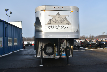 New 2026 Merhow Trailers Summit 8316 Horse Trailer