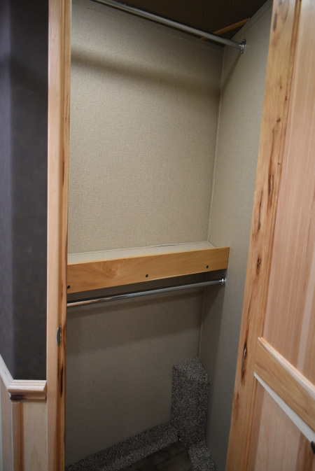 New 2026 Merhow Trailers Summit 8316 Horse Trailer