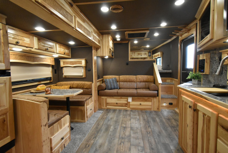 New 2026 Merhow Trailers Summit 8316 Horse Trailer