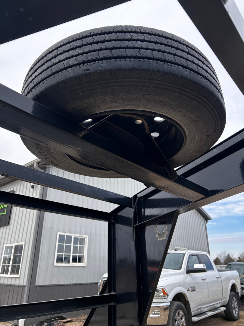 Used 2023 MAXXD G8X 83X22 Gooseneck/Shocker Hitch/Winch 17500 LB GVWR GRAVITY TILT Equipment Trailer