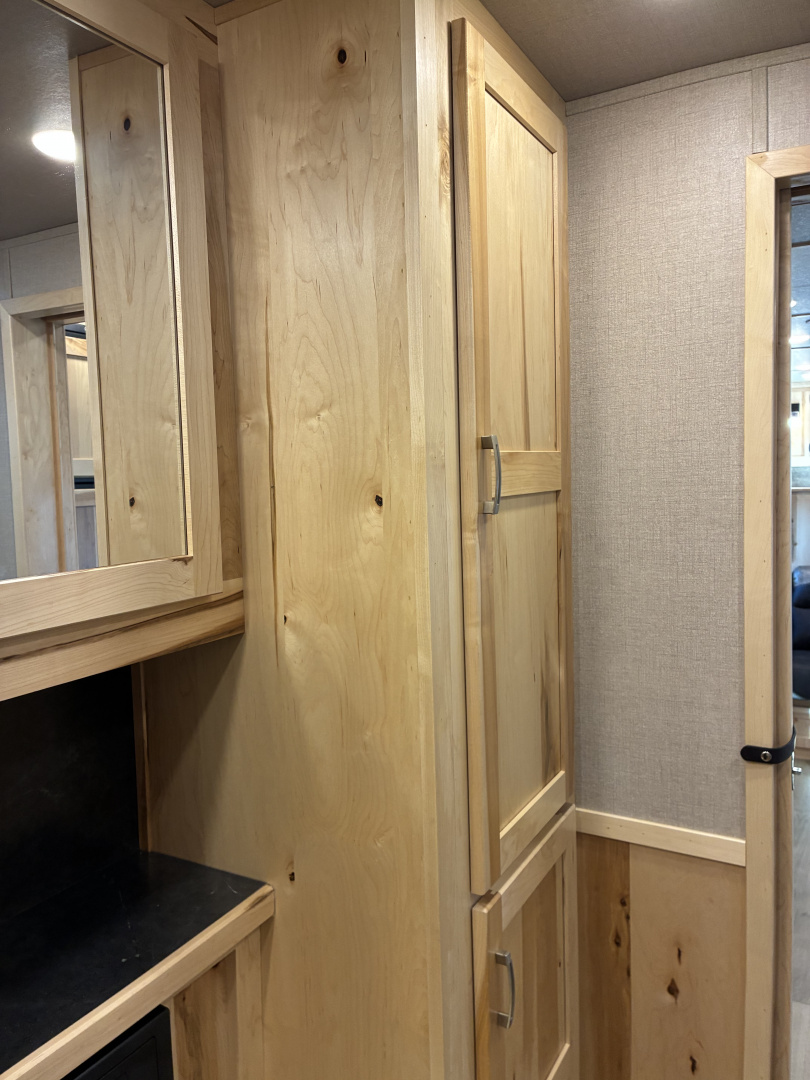 New 2026 Lakota 14' LE 13"LQ Stock/Stock Combo Trailer