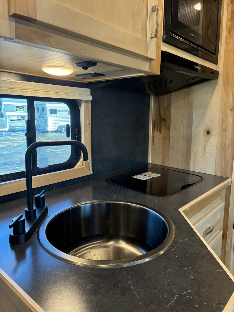 New 2026 Lakota 14' LE 13"LQ Stock/Stock Combo Trailer