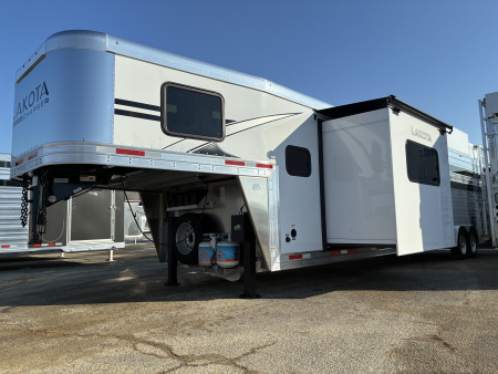 New 2026 Lakota 14' LE 13"LQ Stock/Stock Combo Trailer