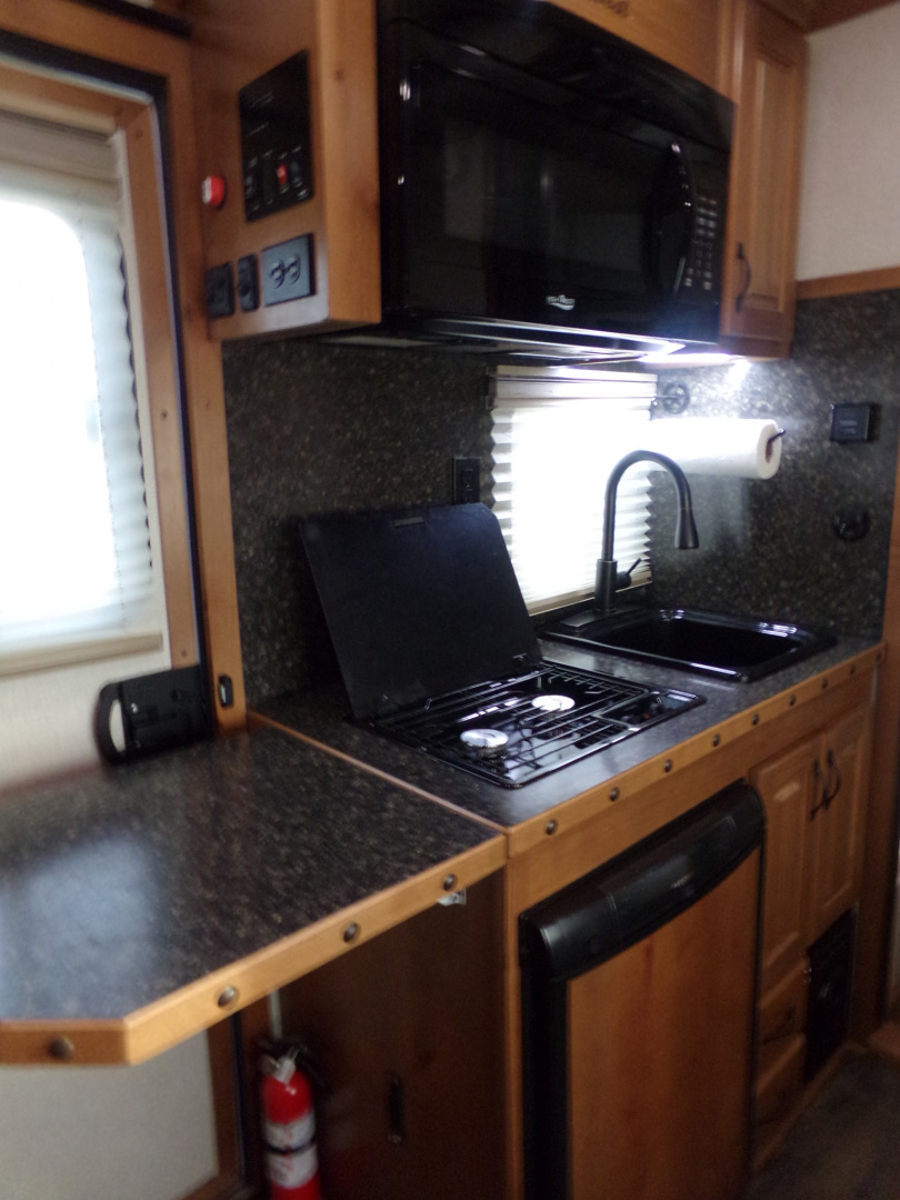 Used 2023 Trails West Classic 10x10 Side Tack Horse Trailer