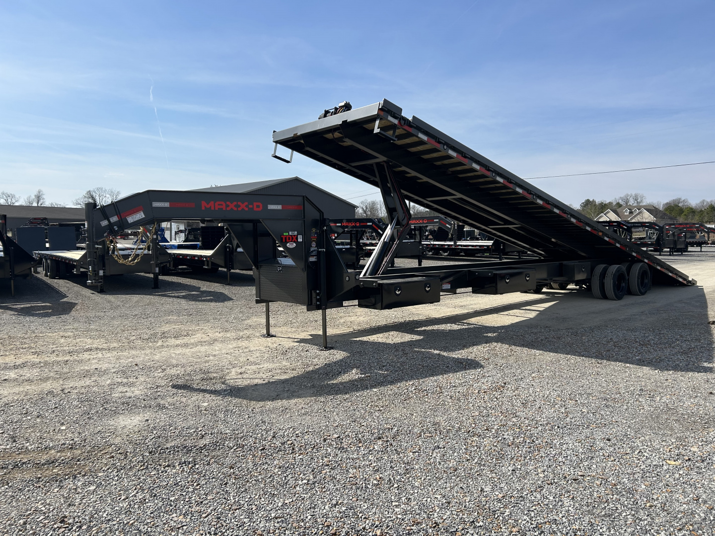 New 2026 MAXXD 102"X40' 30K Full Tilt Container Gooseneck Trailer