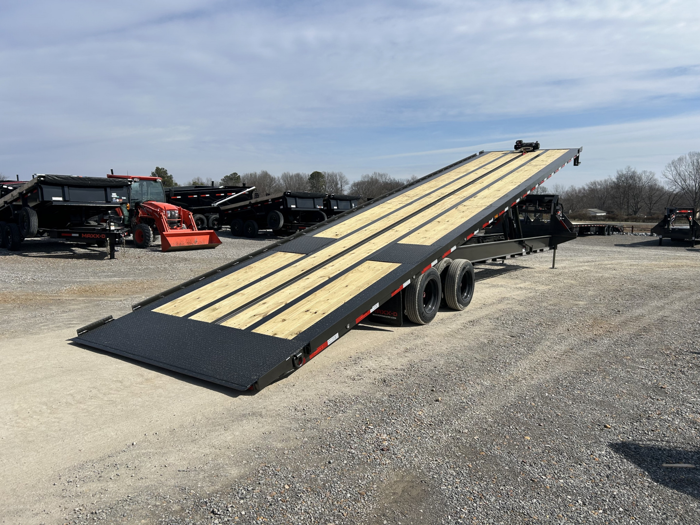 New 2026 MAXXD 102"X40' 30K Full Tilt Container Gooseneck Trailer