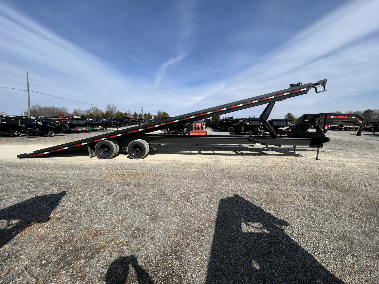 New 2026 MAXXD 102"X40' 30K Full Tilt Container Gooseneck Trailer