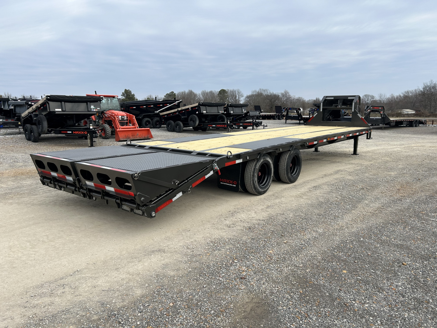 New 2026 MAXXD Gooseneck Flatbed Trailer | 102" x 32' 30K GVWR