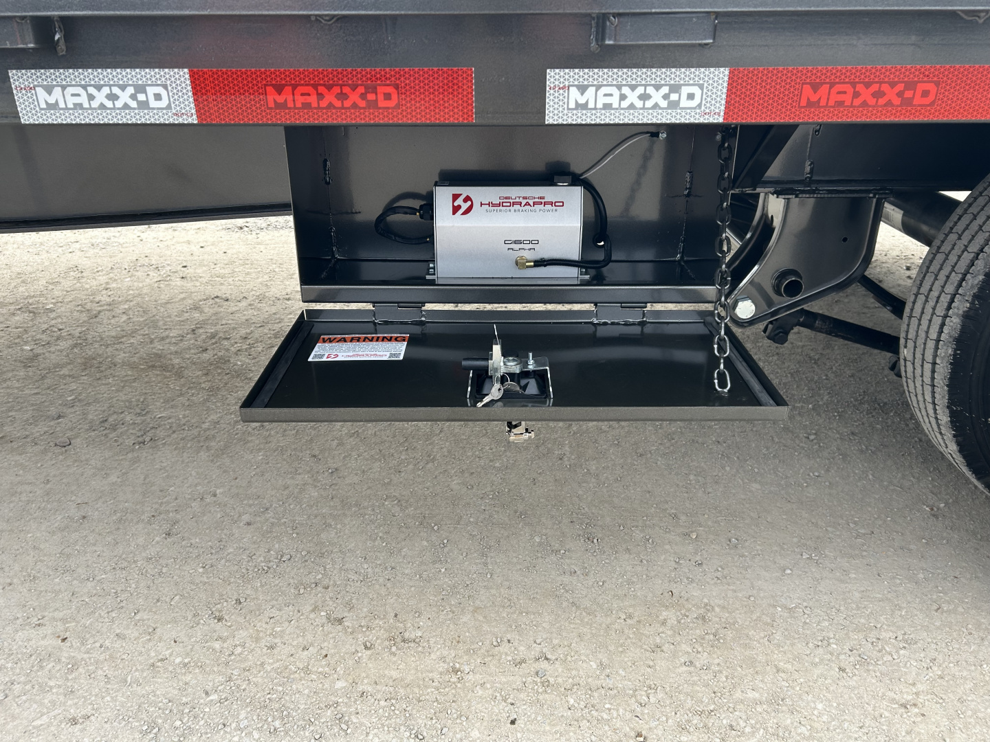 New 2026 MAXXD Gooseneck Flatbed Trailer | 102" x 32' 30K GVWR