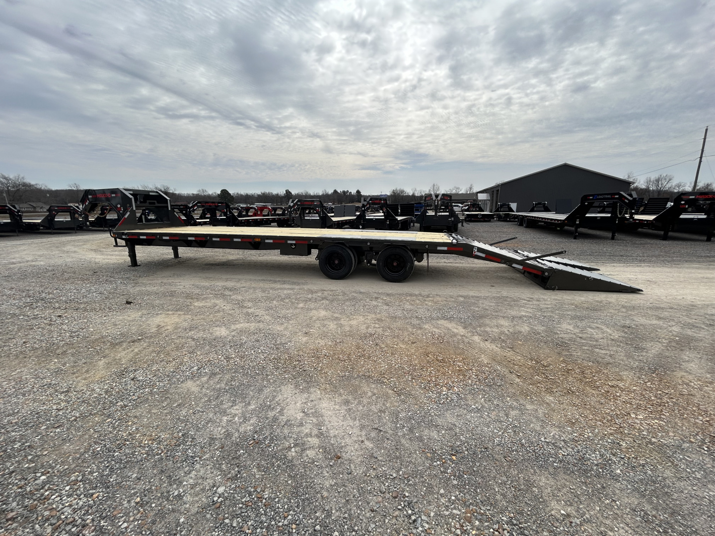 New 2026 MAXXD Gooseneck Flatbed Trailer | 102" x 32' 30K GVWR
