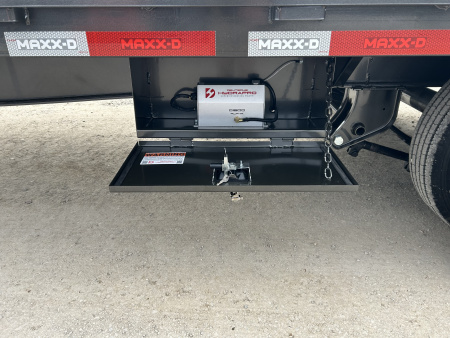 New 2026 MAXXD Gooseneck Flatbed Trailer | 102" x 32' 30K GVWR