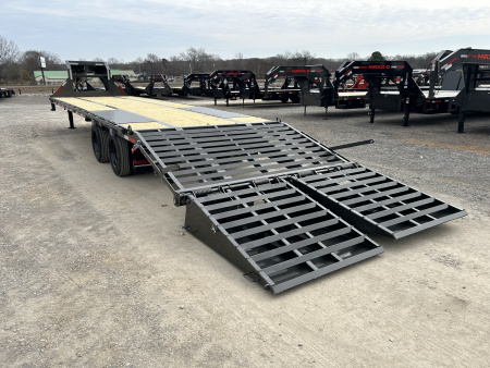 New 2026 MAXXD Gooseneck Flatbed Trailer | 102" x 32' 30K GVWR