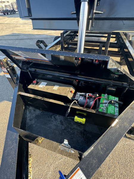 New 2026 Load Trail 83"X16' Triaxle Dump Trailer /Telescopic / Dual Jacks