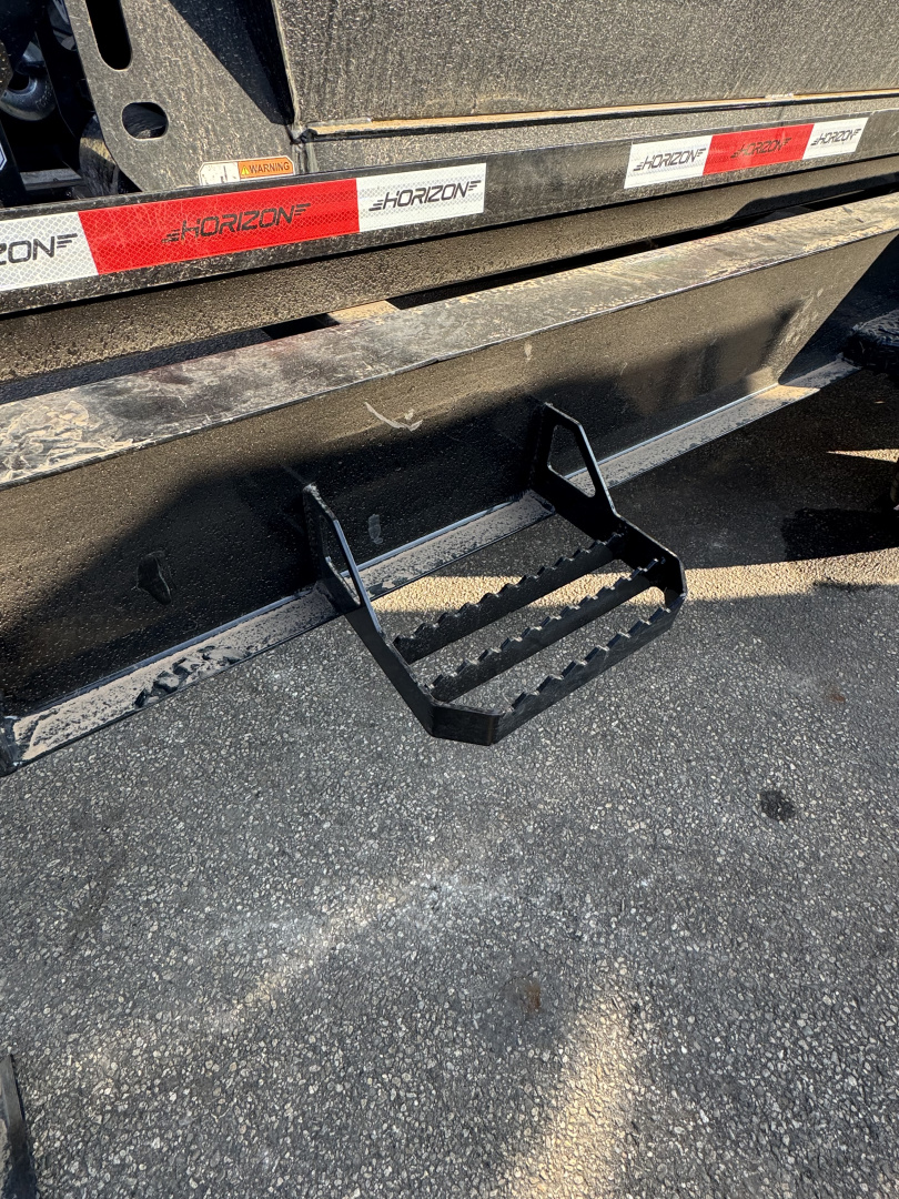 New 2026 Horizon Trailers RDZ14 GOOSENECK ROLL-OFF Dump Trailer & 2 TUBS