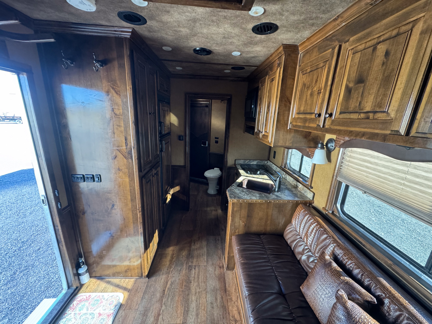 Used 2017 Cimarron Trailers Northstar 4H Living Qtr Horse Trailer