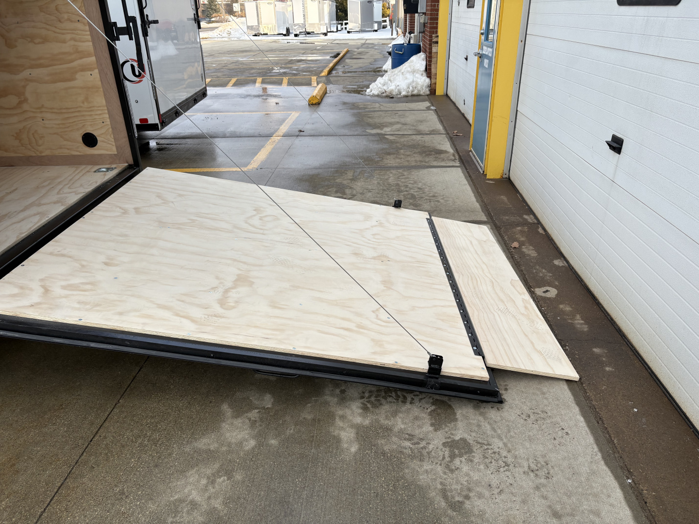New 2026 United Trailers UJ 7'X14' WEDGE NOSE RAMP DOOR Cargo / Enclosed Trailer
