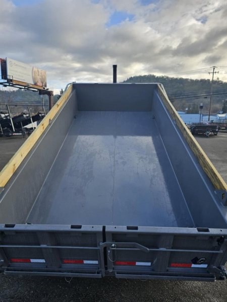 New 2026 Diamond C Trailers PACESETTER LPT207 82X14 LOW PROFILE 14K Dump Trailer CEMENT GRAY